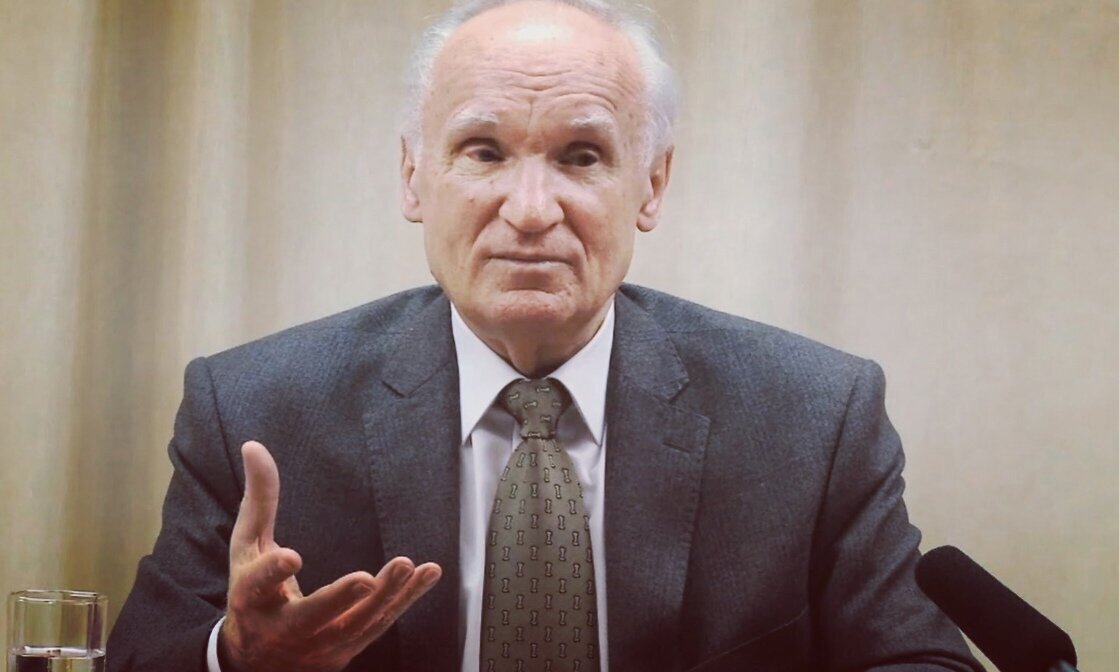 Алексей Ильич Осипов — учёный-богослов, педагог, доктор богословия, заслуженный профессор Московской духовной академии, писатель, публицист, проповедник.