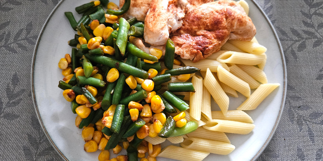 Могла бы экономить на еде ещё больше, но я такое не ем