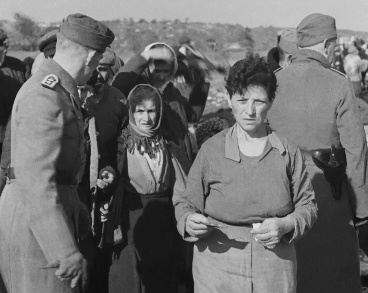 Кадр из фильм Сергея Лозницы «Бабий Яр: Контекст» о бойне, устроенной нацистами на Украине, снят на основе кадров, снятых немцами и советскими солдатами