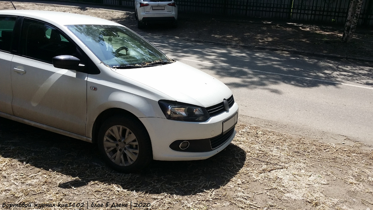 Volkswagen Polo Sedan 5-го поколения с двигателем CFNA ворвался на рынок РФ и сразу начал бить рекорды продаж. Автор фотографии kua1102