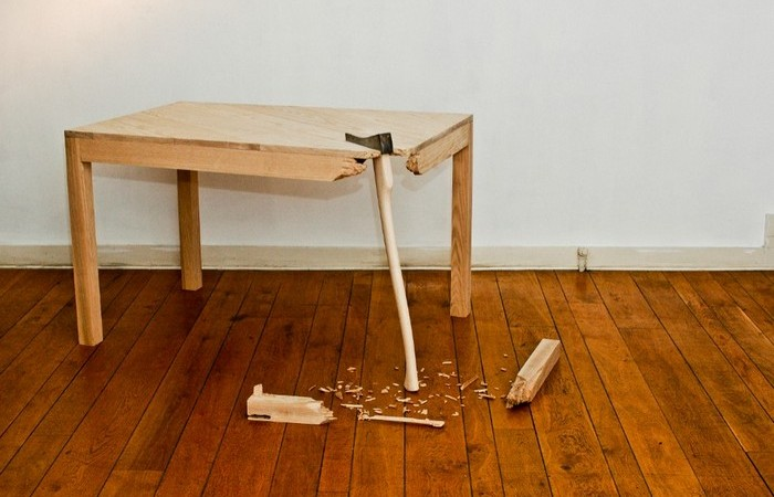 Починить стол в Москве - Вызвать мастера на дом отремонтировать стол