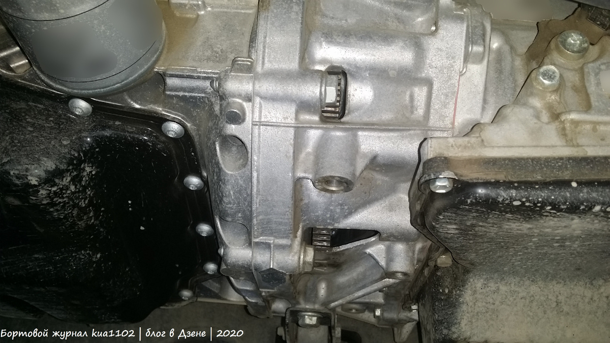 Вот так выглядит современная АКПП Aisin 09G на автомобиле Volkswagen Polo Sedan. Автор фотографии kua1102