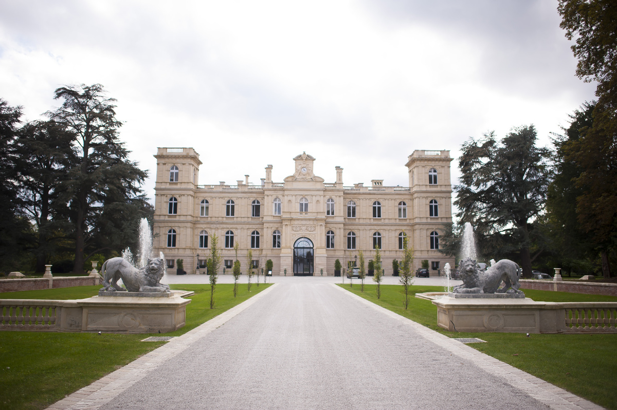 Ecole Ferrieres — Hotellerie Gastronomie Luxe, Школа гостиничного и ресторанного сервиса Ecole Ferrieres