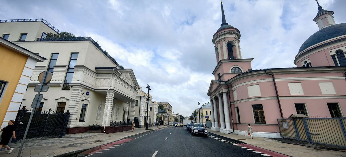 Древнейшая улица Москвы – Большая Ордынка. Фото: Мир Квартир