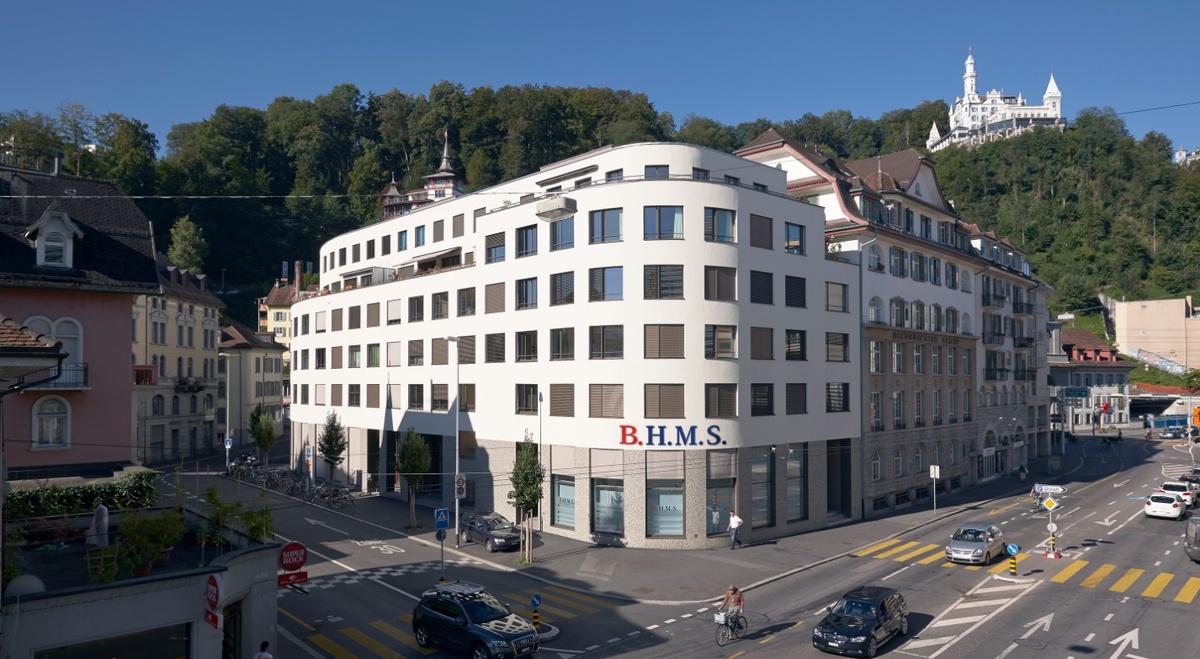 Business and Hotel Management School, Школа Гостиничного Бизнеса
