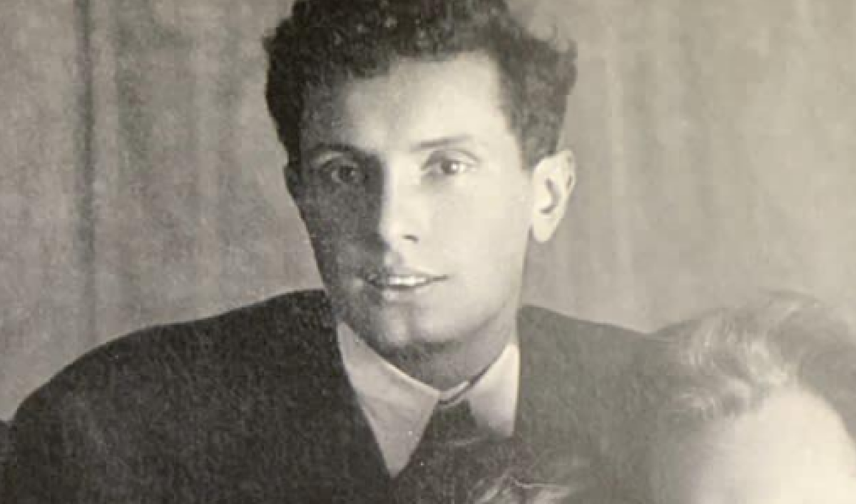 На фото (фрагмент): Георгий Михайлович Лезгинцев (1915–1994). Фото датируется приблизительно 1934 годом.