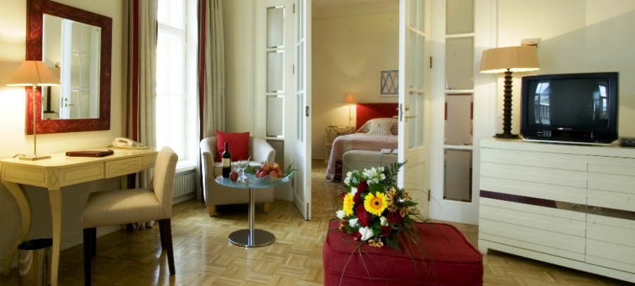 Номер Есенина в «Англетере» сегодня