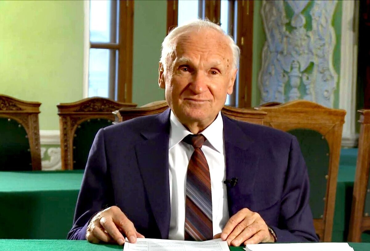 Алексей Ильич Осипов — учёный-богослов, педагог и публицист, доктор богословия, заслуженный профессор Московской духовной академии, апологет, проповедник, писатель, православный катехизатор.