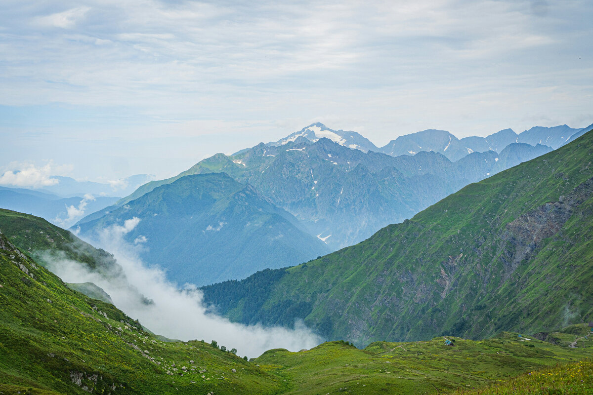 Бзерпинский карниз, фото предоставлено сервисом Unsplash