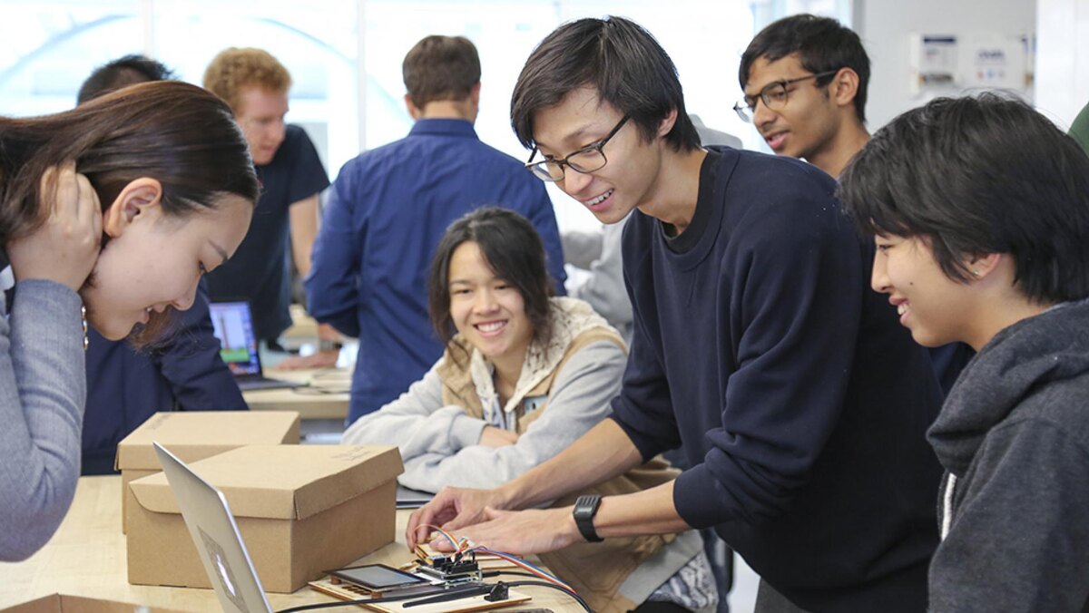 UC Berkeley Summer School, Летний лагерь в UC Berkeley с IT и программированием