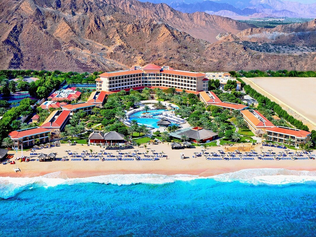 Fujairah Rotana Resort & Spa 5*