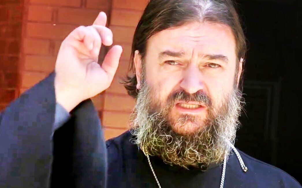 Андрей Ткачёв — протоиерей, клирик храма святителя Василия Великого, писатель, проповедник, миссионер, телеведущий, блогер.