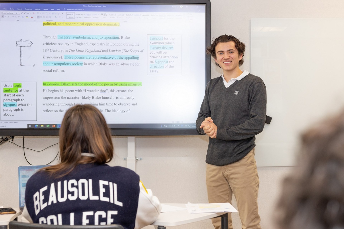 College Beau Soleil, Школа Колледж Босолей, Альпин