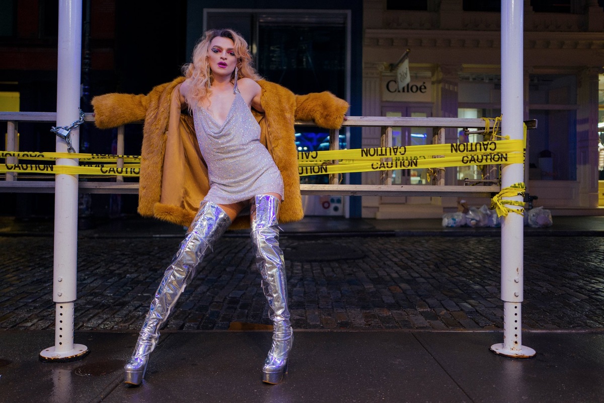 "Оскар" стал Scarlett la Queen. 2021