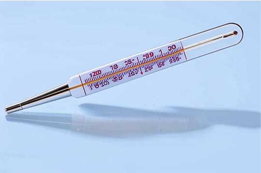 Почему температура 37 держится