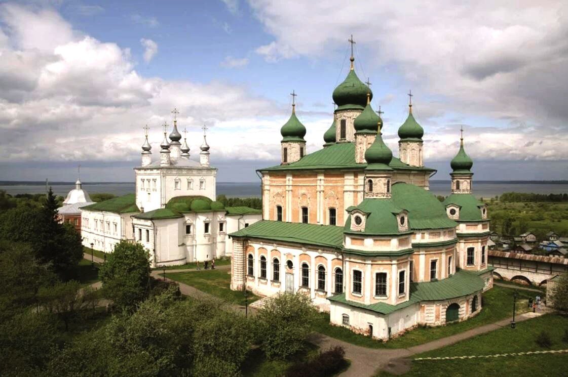 Федоровский монастырь в Переславле Залесском зимой