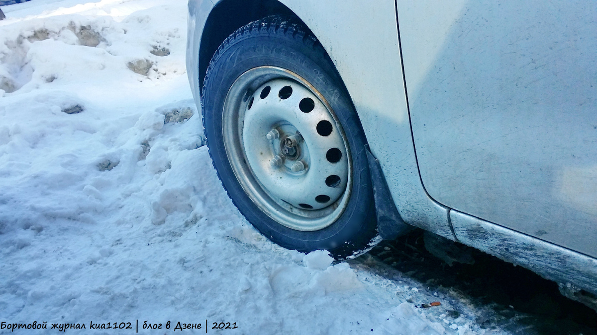 Стальные штампованные диски, не смотря на легкость своего ремонта, имеют и негативные особенности в виде малой стойкости к коррозийным процессам. Автор фотографии kua1102