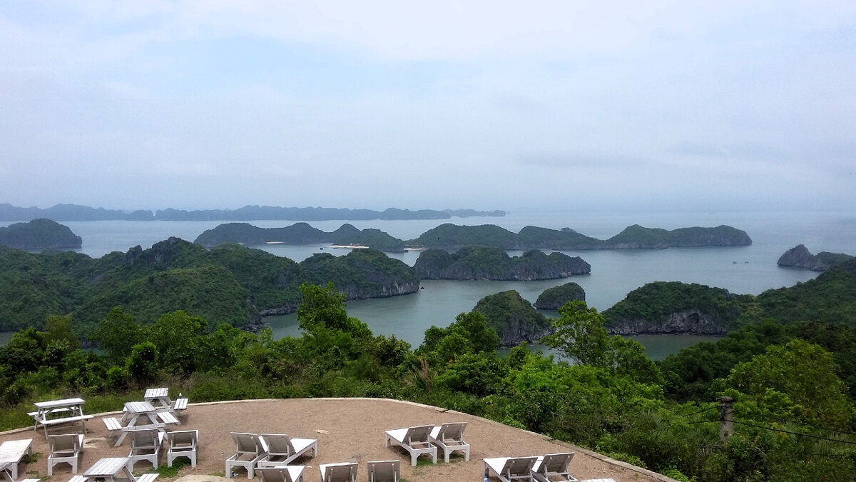 Вид с форта Кэннон и его окрестностей на бухты и острова