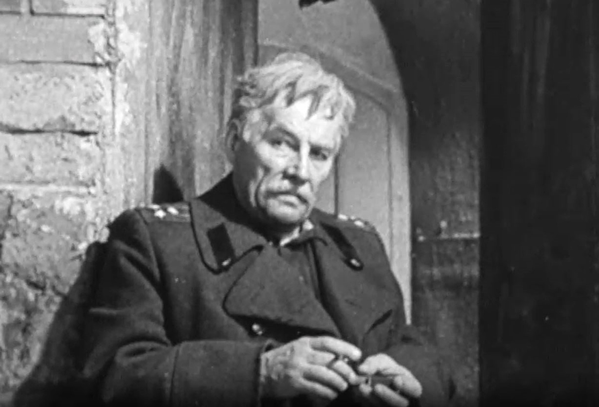 Борис Тенин в спектакле "Золотая карета" (1971)