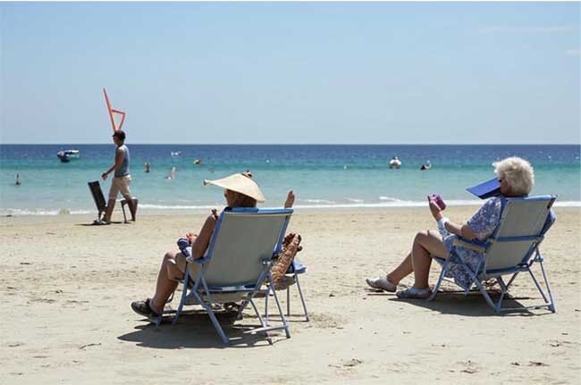 Как вести себя в жару пожилым