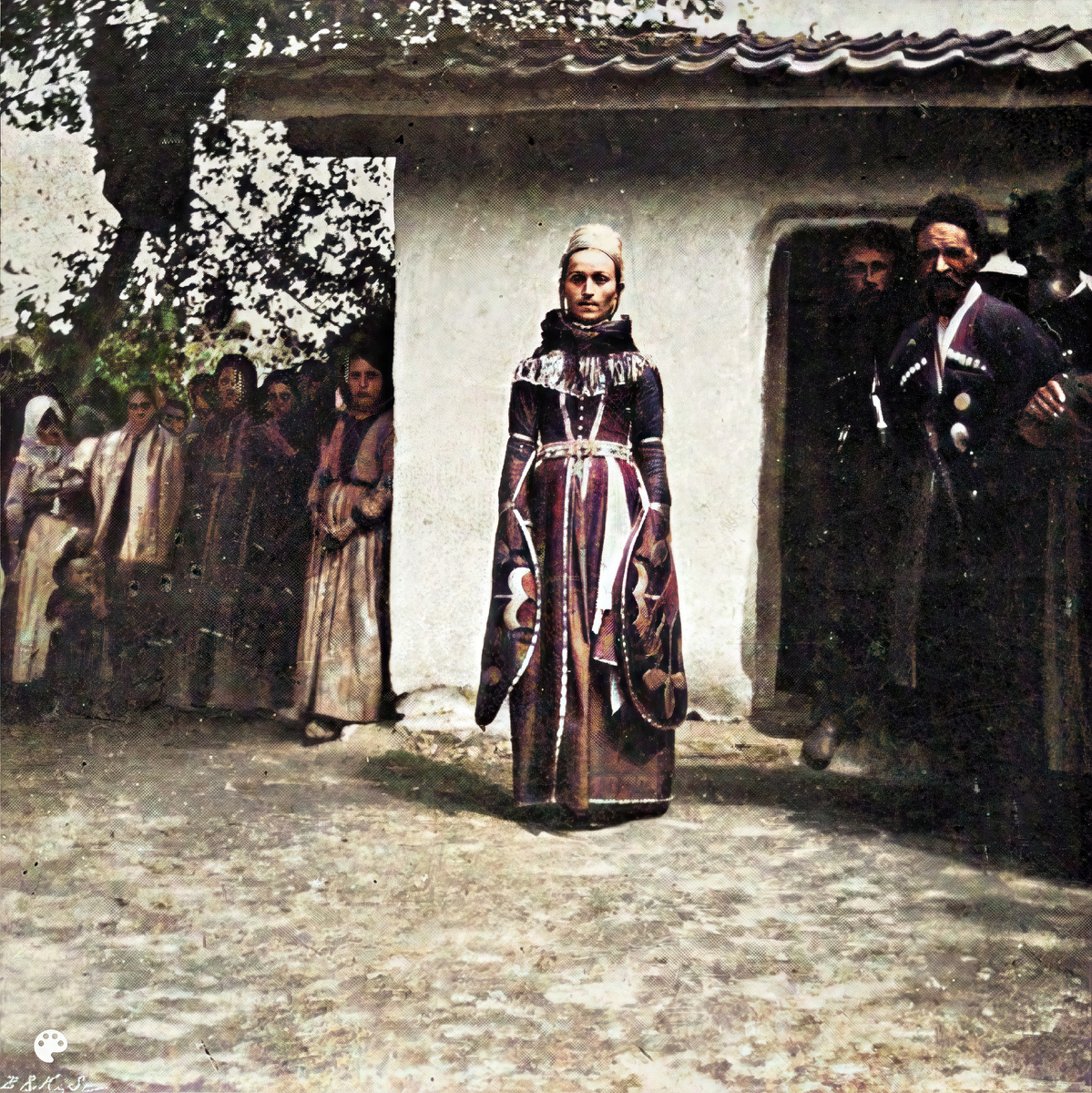 1898 год - Терская область. Аул Батачево. Кабардинская девушка