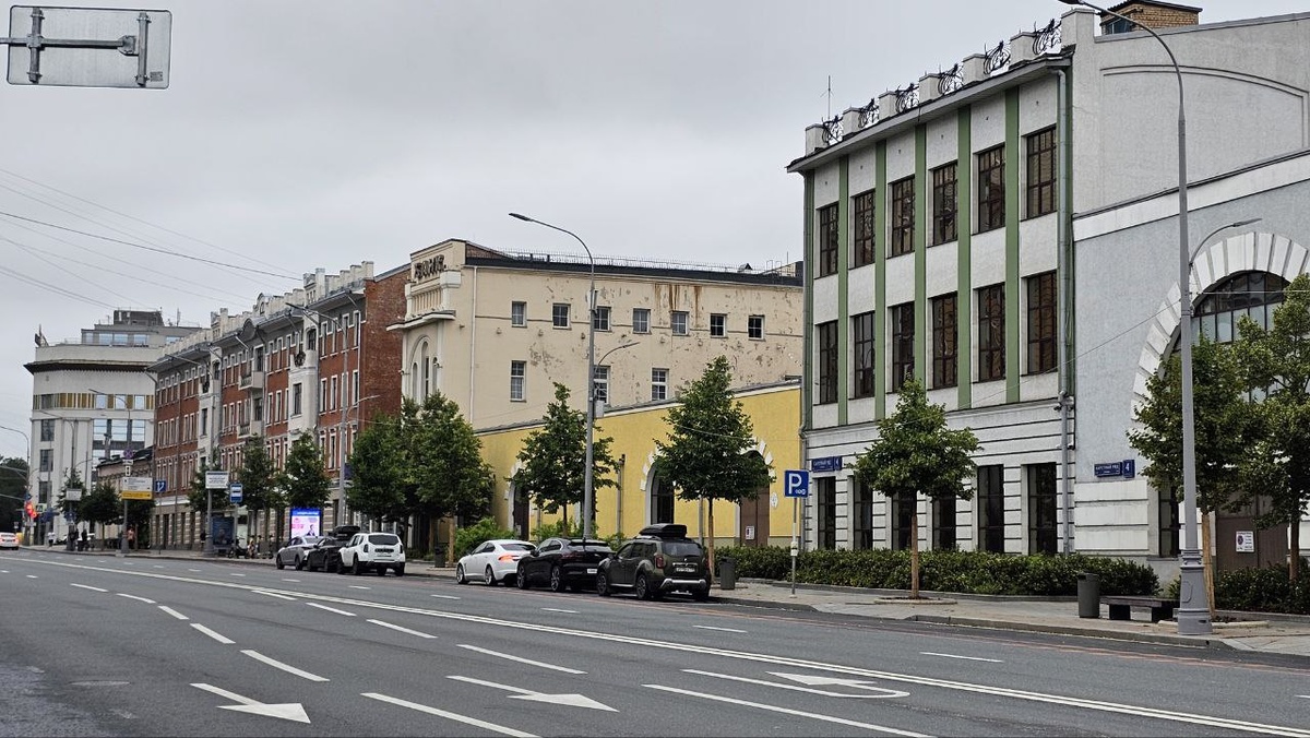 Улица в центре Москвы, по которой кареты давно не ездят. Фото: Мир Квартир