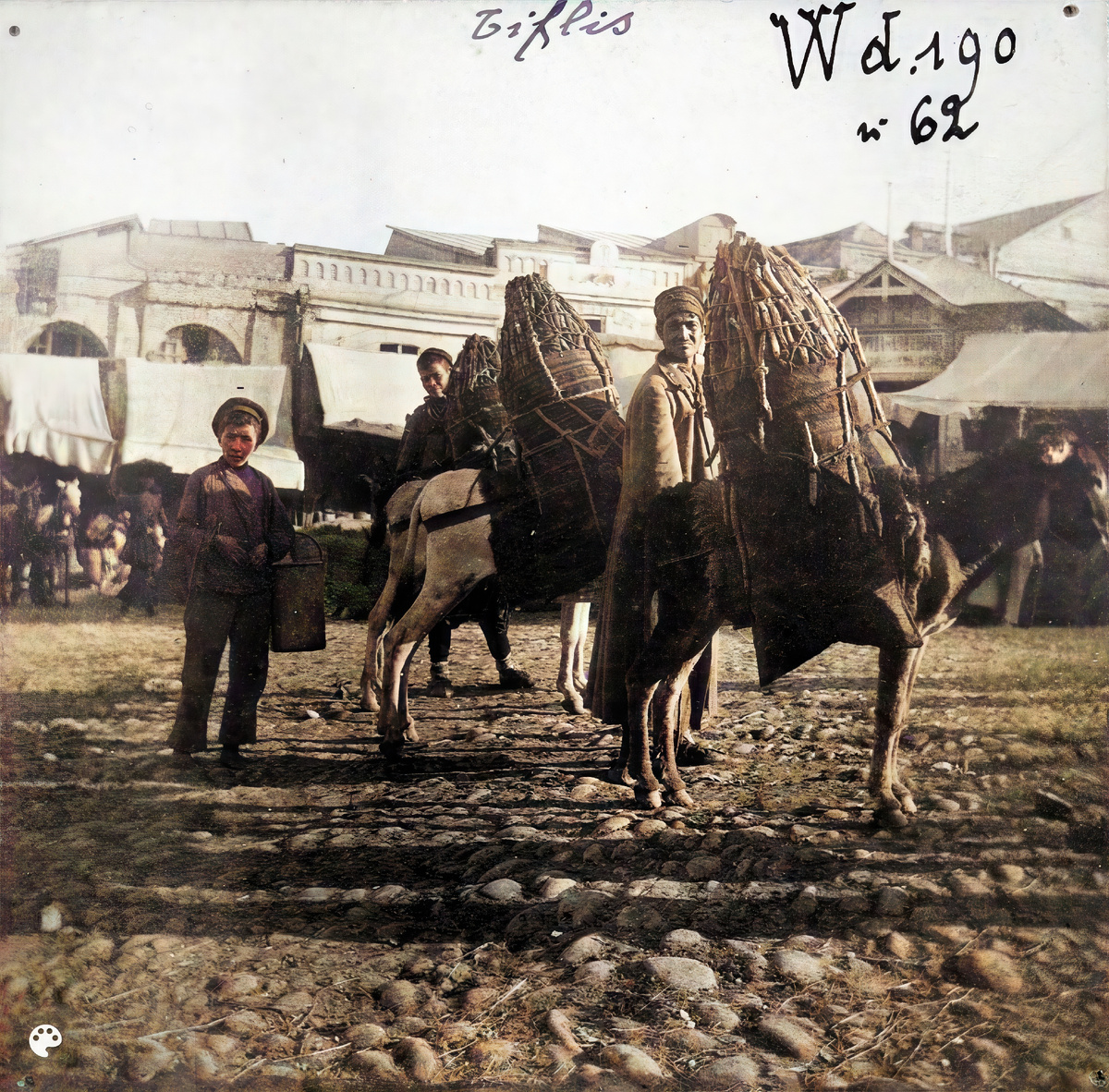 1899 год - Тифлис. Рынок. Торговцы древесным углем