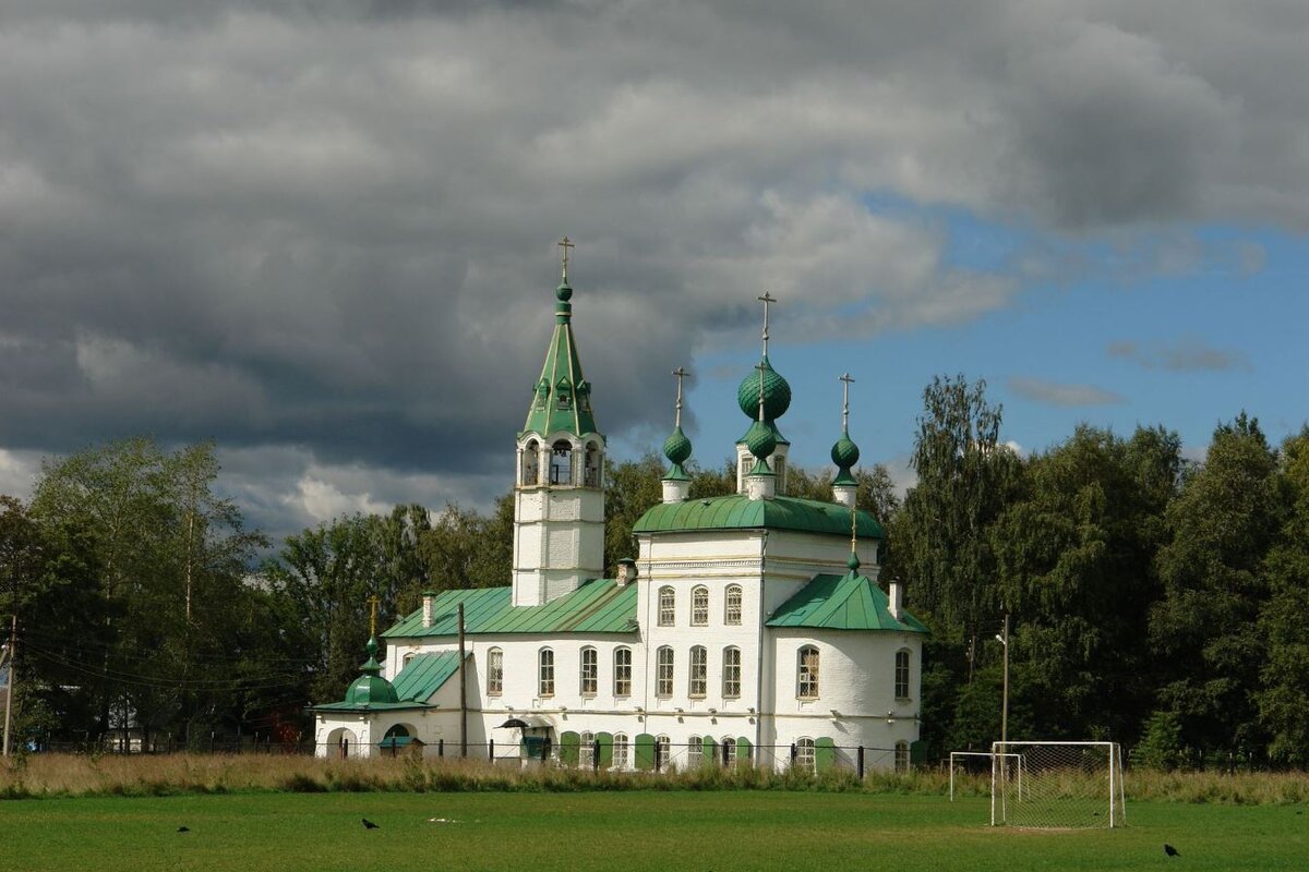 Воскресенский собор зимой Тутаев