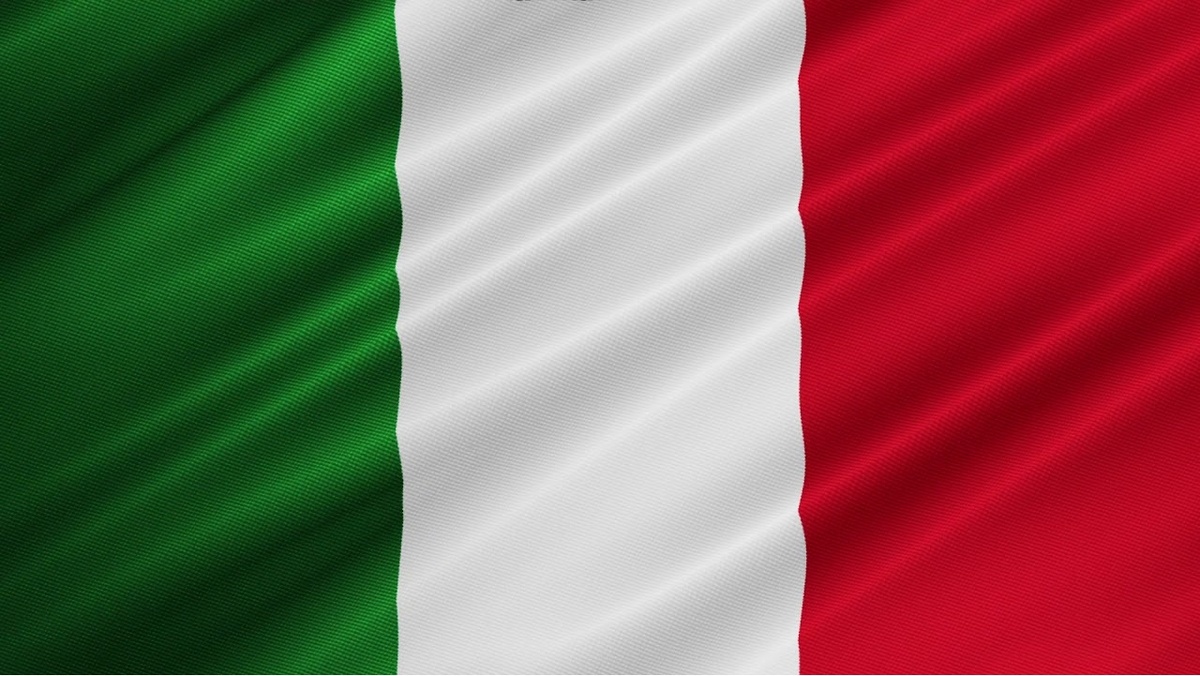 Флаг Италии – чемпиона ЕВРО-1968, выигравшей в финале у сборной Югославии со счётом 2:0 (переигровка, 1:1)