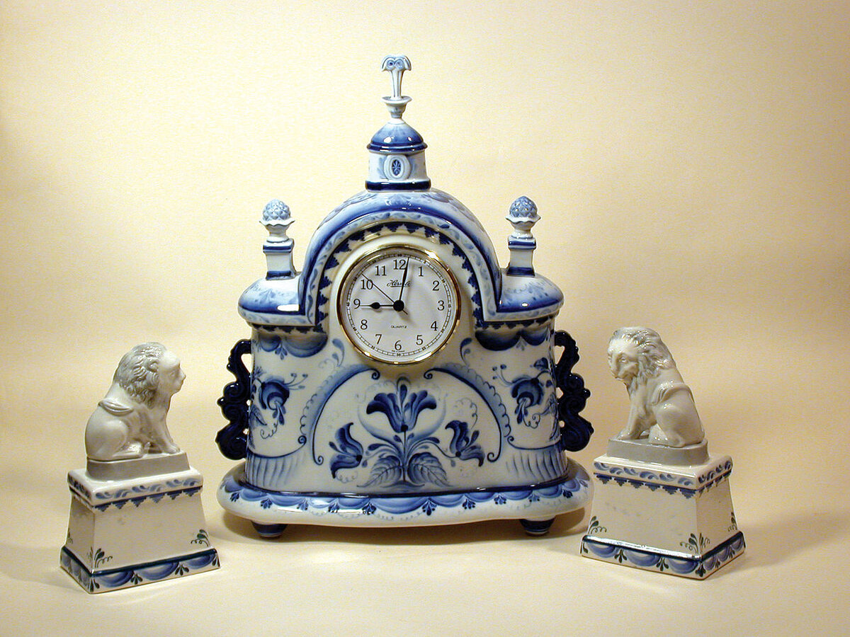 Источник: wikipedia.org Автор: Татьяна Козлитина Автор часов: Валентин Розанов