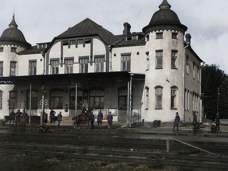 Снимается революционное кино. Парголово.