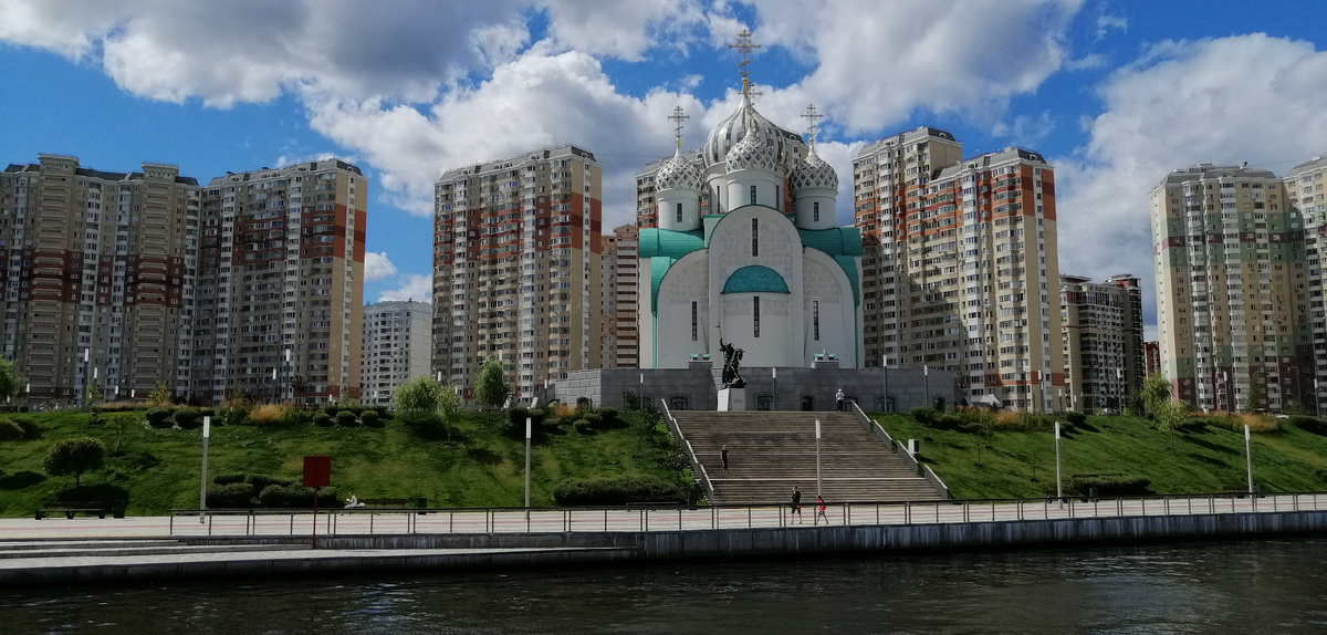 Красногорск молодой город, в котором сохранились здания XIX в. фабричного поселка. Фото: Мир Квартир