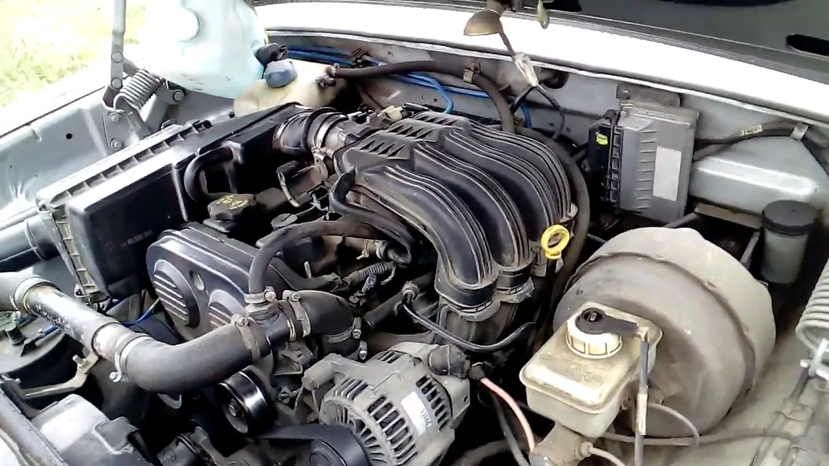 ГАЗ Волга с мотором Chrysler 2.4 DOHC