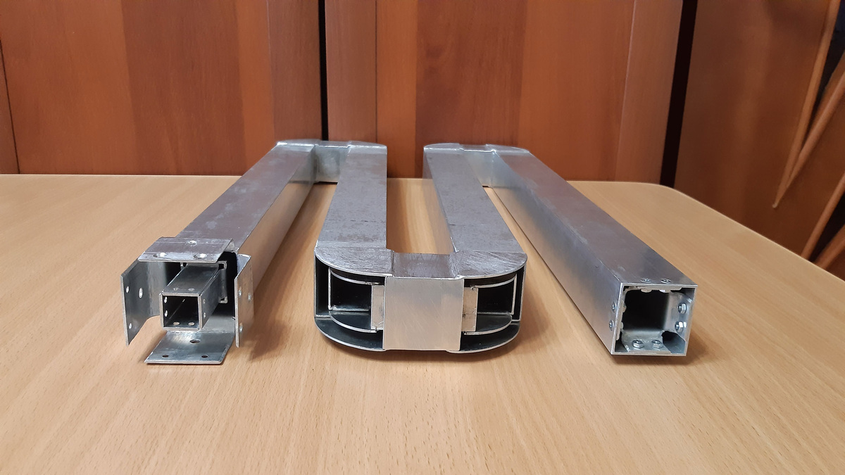 Электрический конвектор индукционный коаксиальный. Вид снизу