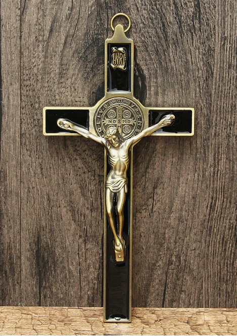 Католический крестик