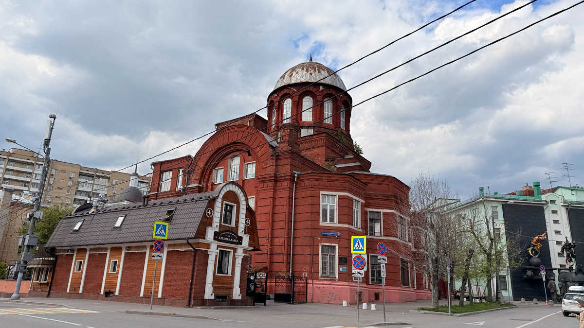Грузинская церковь – одно из старейших зданий в Москве. Фото: Мир Квартир
