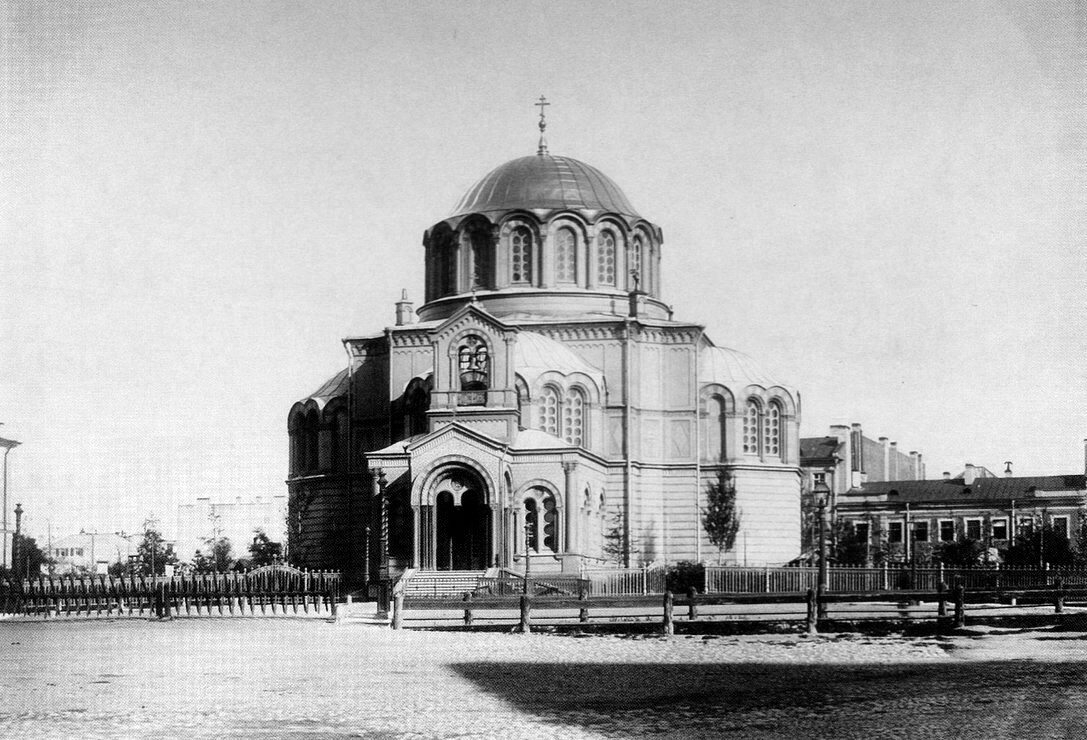 Приветствую всех зрителей моего канала! Сегодня я продолжу свой рассказ о храмах Санкт-Петербурга, утраченных в советское время.