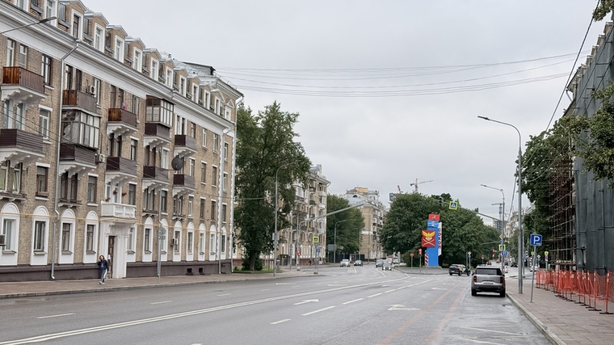 Новопесчаная улица идет от Ленинградского проспекта, от метро «Сокол», и до Новопесчаной площади. Фото: Мир Квартир