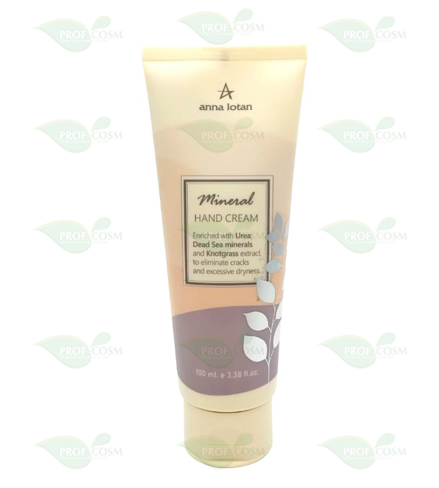 Уход за кожей рук в холодную погоду