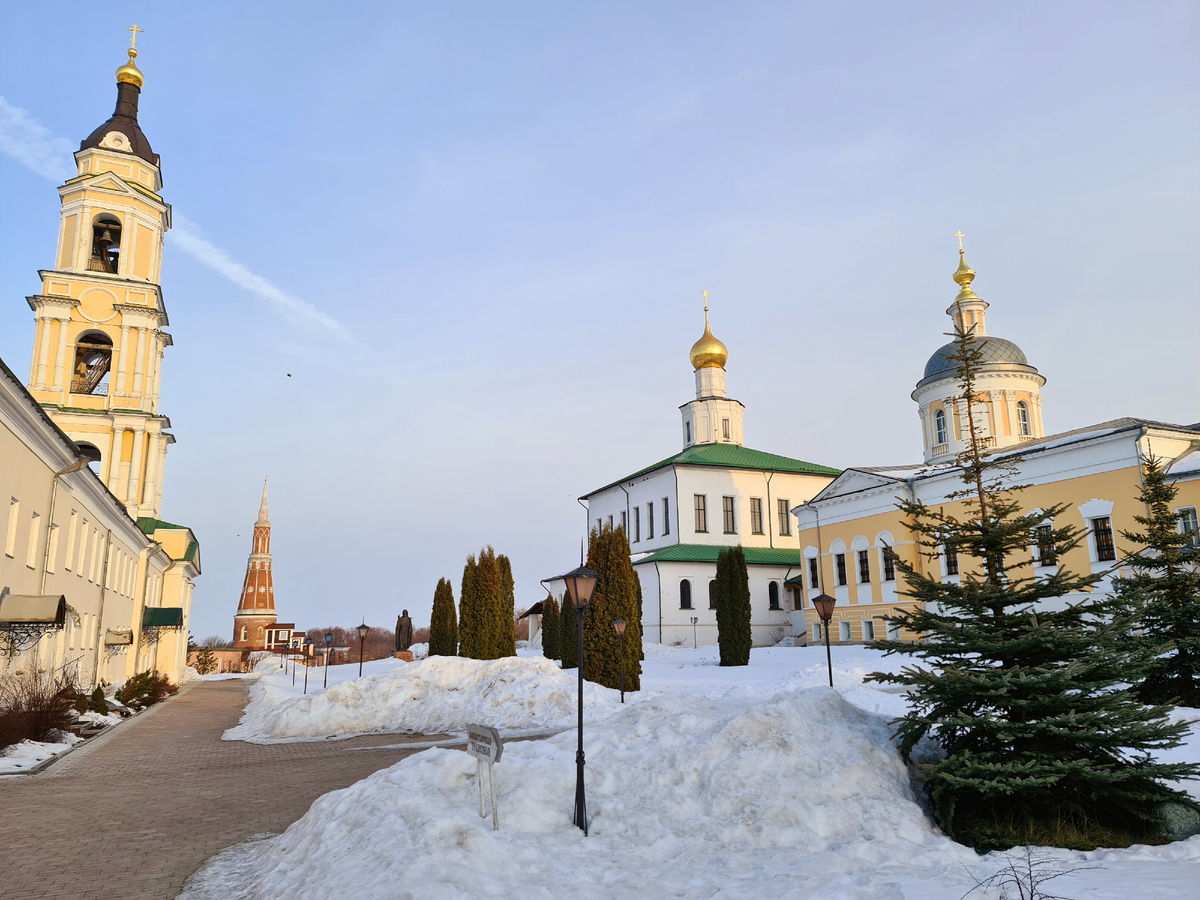 Старо-Голутвин монастырь, фото автора