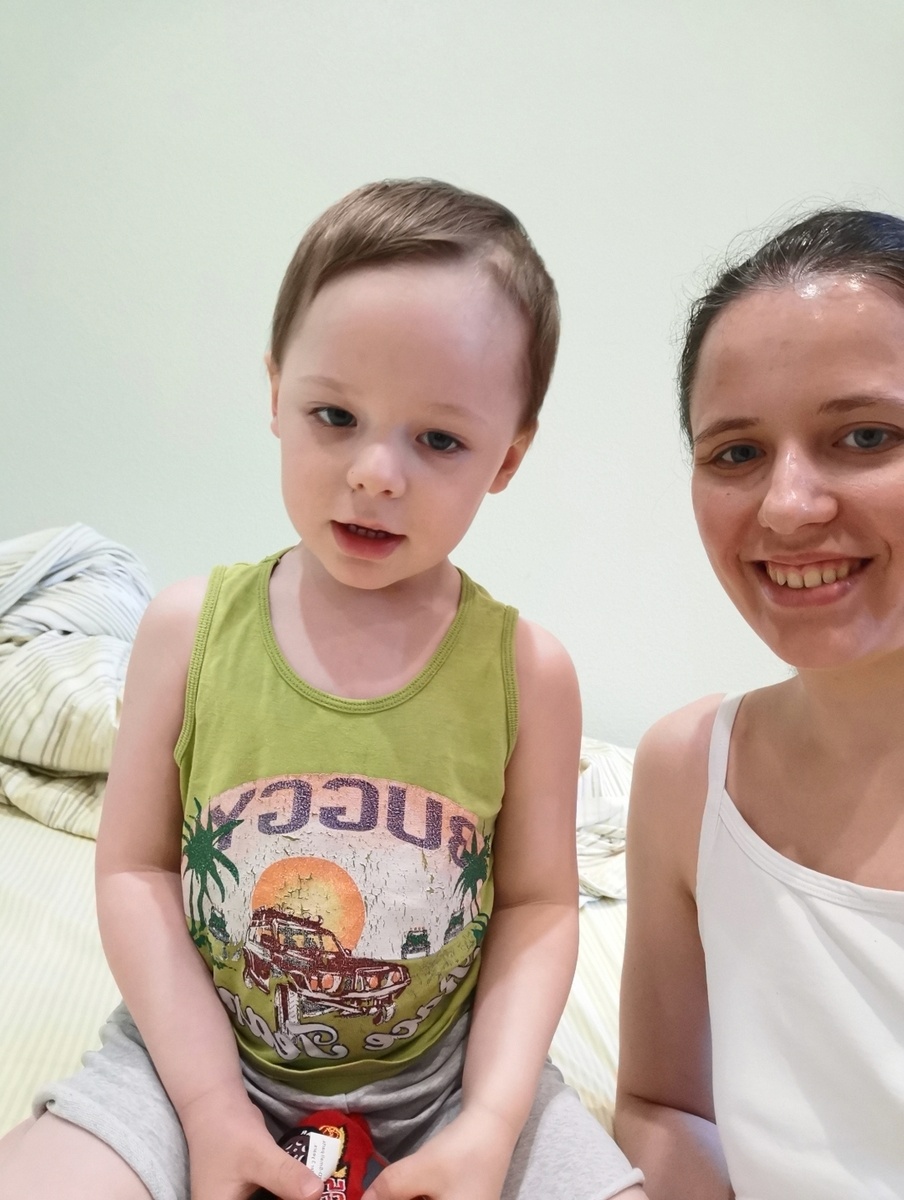 Фото того периода. Здесь Саше 2,2г