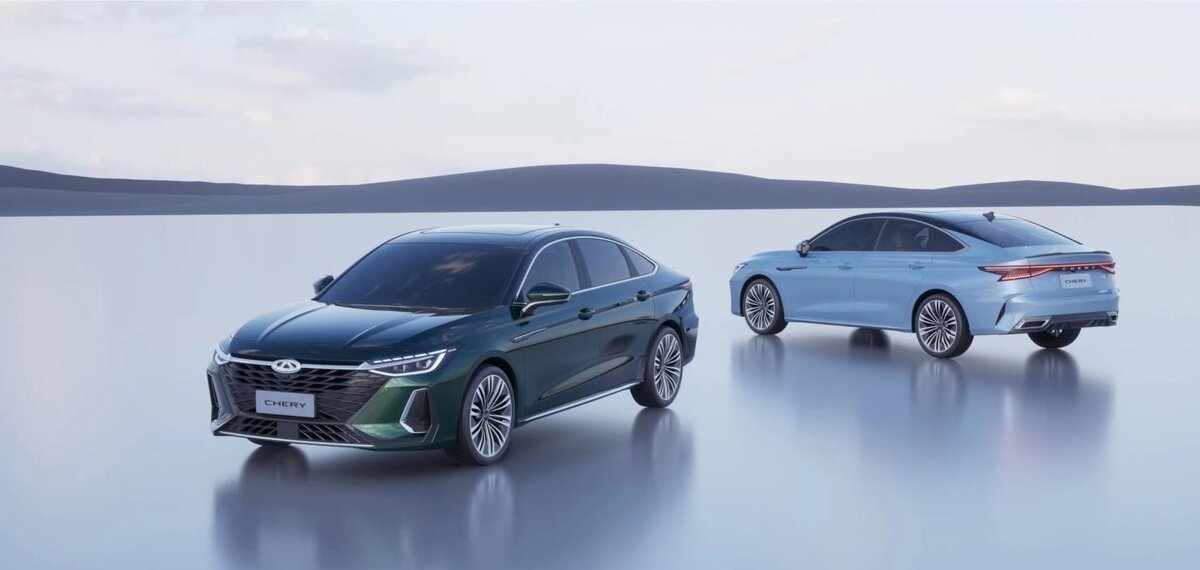 На фото: Официальный тизер седана Chery M1E