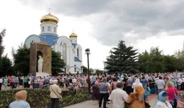 фото из общедоступного источника в интернете. Крестный ход в "Сердце России" в День иконы Образ богородицы "Луганская" 13 июня.