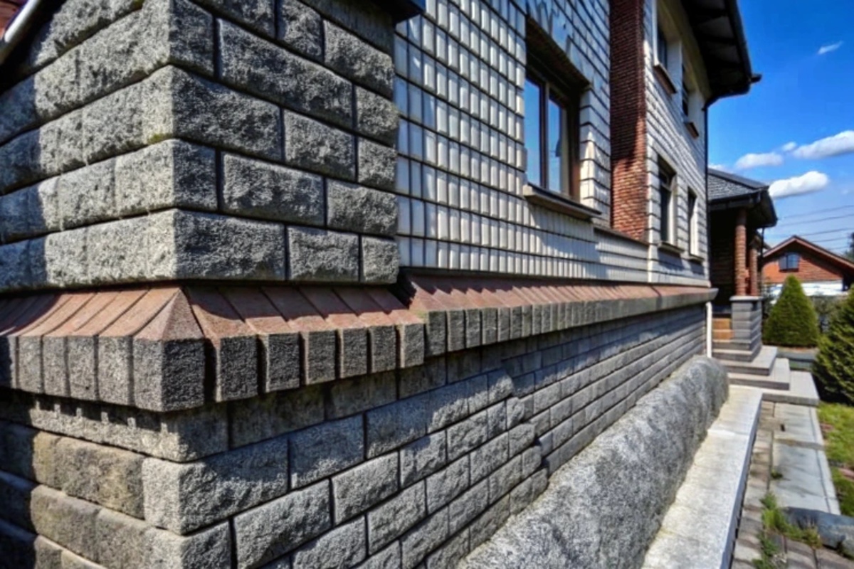 Дом из гиперпрессованного кирпича