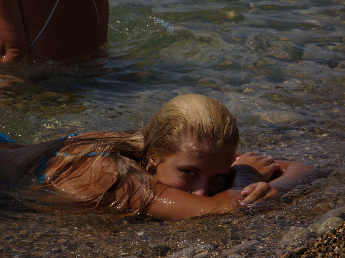 Фото из этого периода как раз. Господи, я без SPF... А теперь удивляюсь, откуда же пигментация.