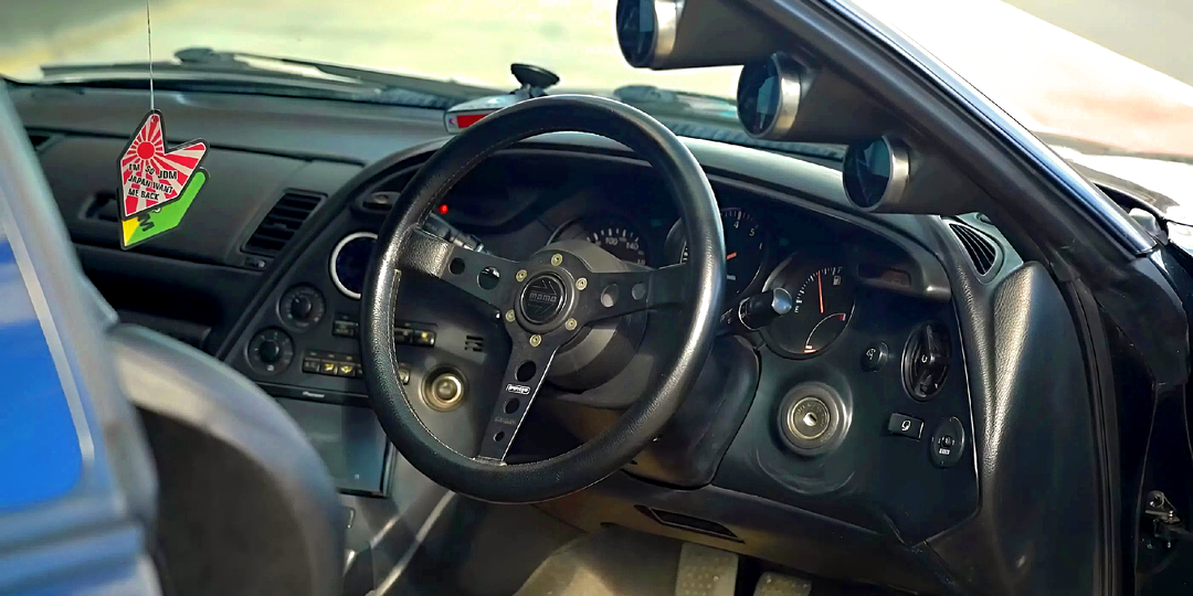 Toyota Supra A80: феномен из 90-х, который до сих пор не уступает современным спорткарам