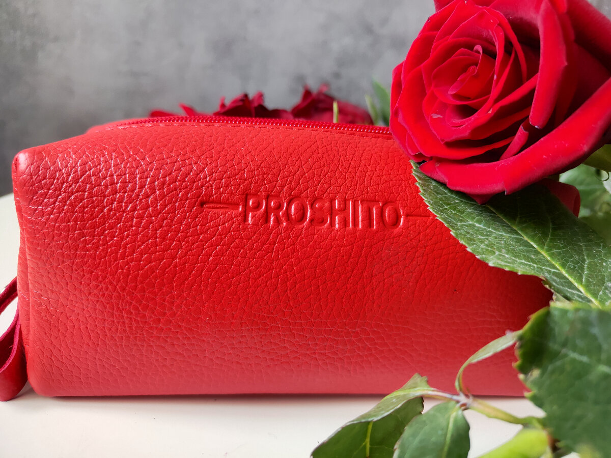 Косметичка из натуральной кожи