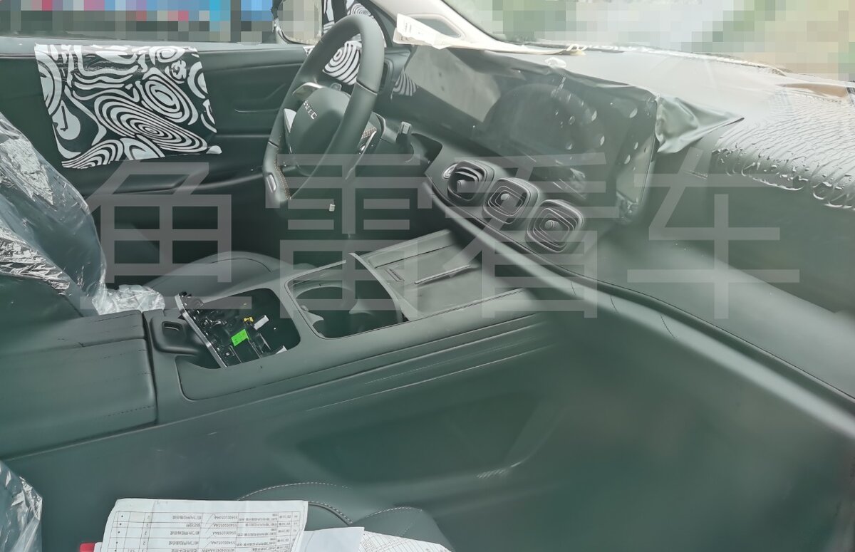 На фото из соцсети: Салон кроссовера Chery Tiggo 9