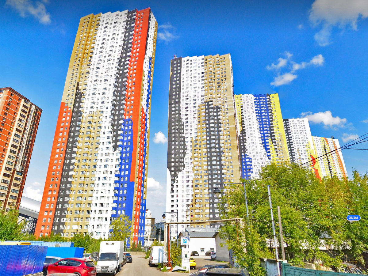 Красногорск. Источник: Яндекс-панорамы (https://yandex.ru/maps/-/CDqV6P5f)