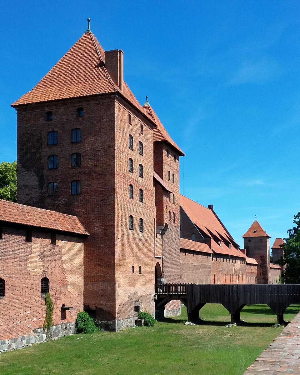 Листайте фотогалерею